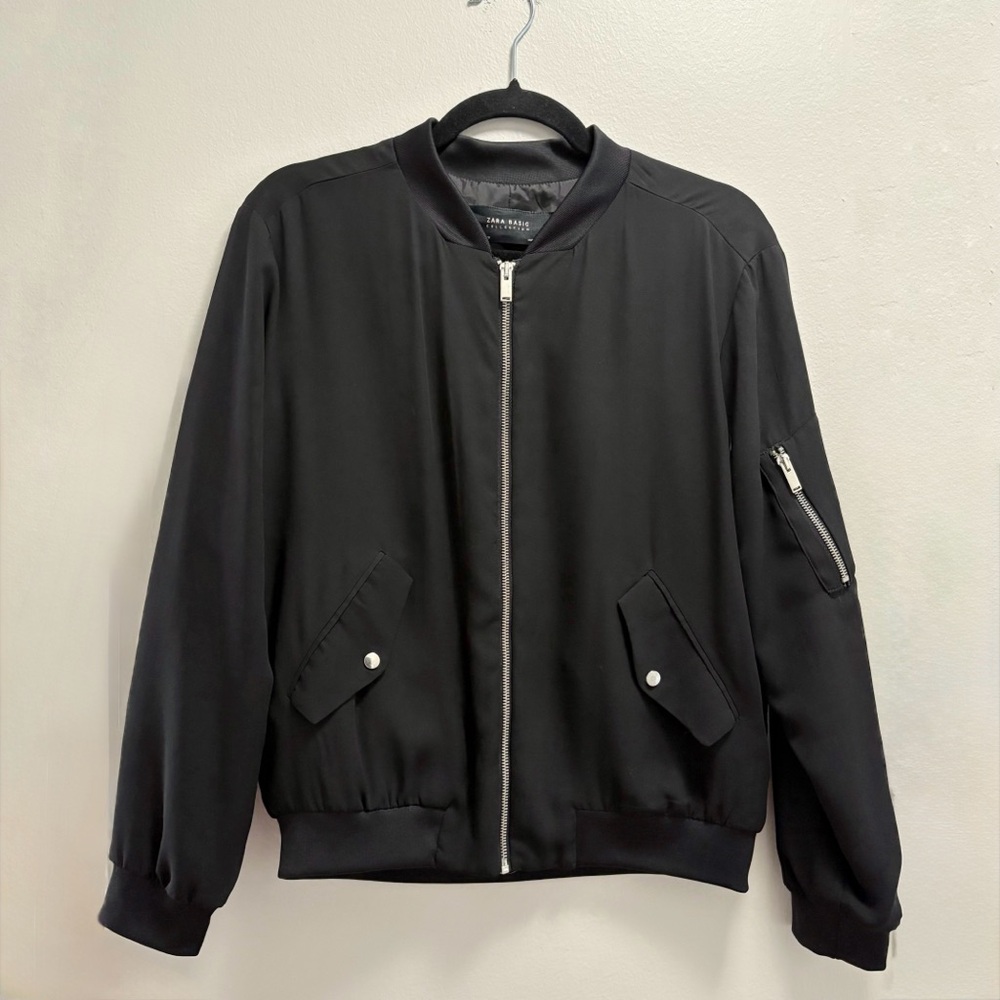 Zara Black Lightweight Bomber Jacket Zip Front Minimalist Streetwear Women’s M